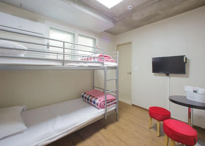 Bb Hongdae Line Hostel *