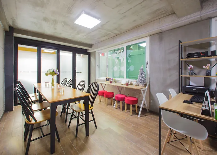 Bb Hongdae Line Hostel *