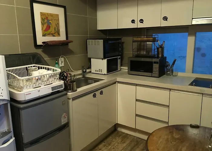 Bb Hongdae Line Hostel Seoel